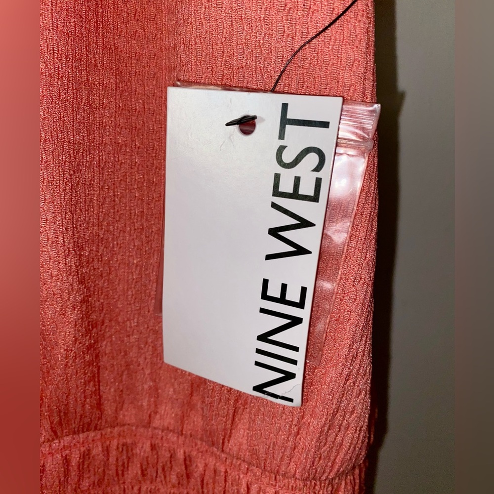 NWT SALE-Nine West Coral Sleeveless Tunic - Picture 2 of 12